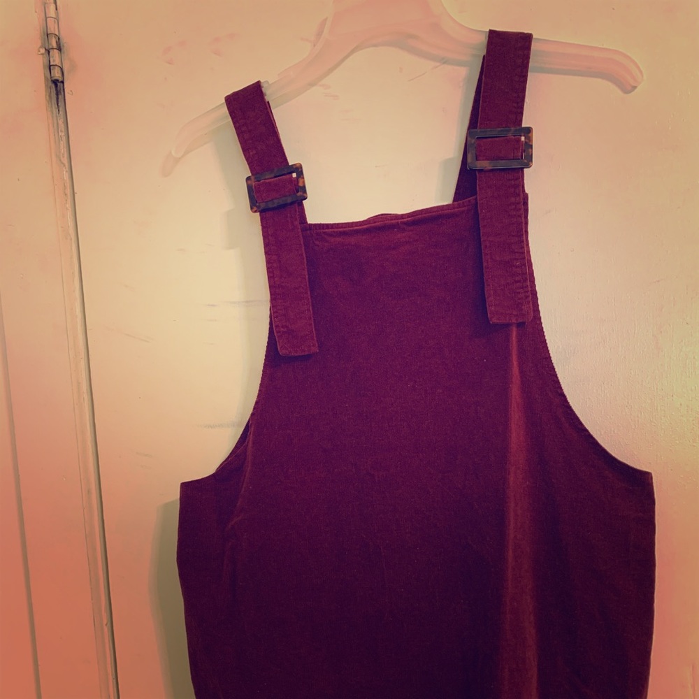 Overall dress (Runs a little big)